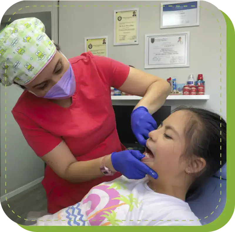 odontologo pediatra recomendado surco lima peru