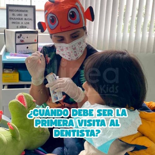 ¿Cuándo debe ser la primera visita al dentista?